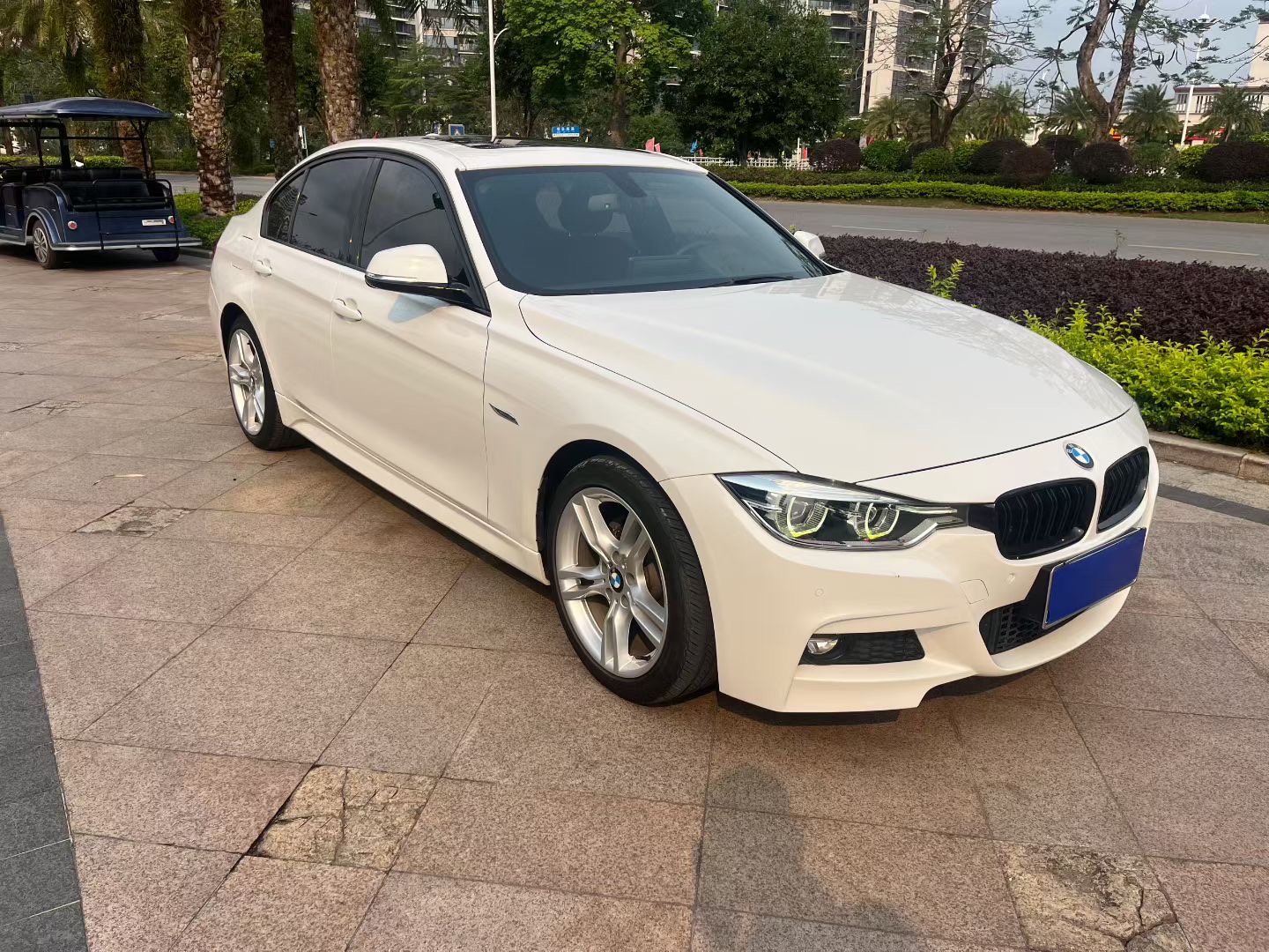 BMW 3 Series 2017 car image #2