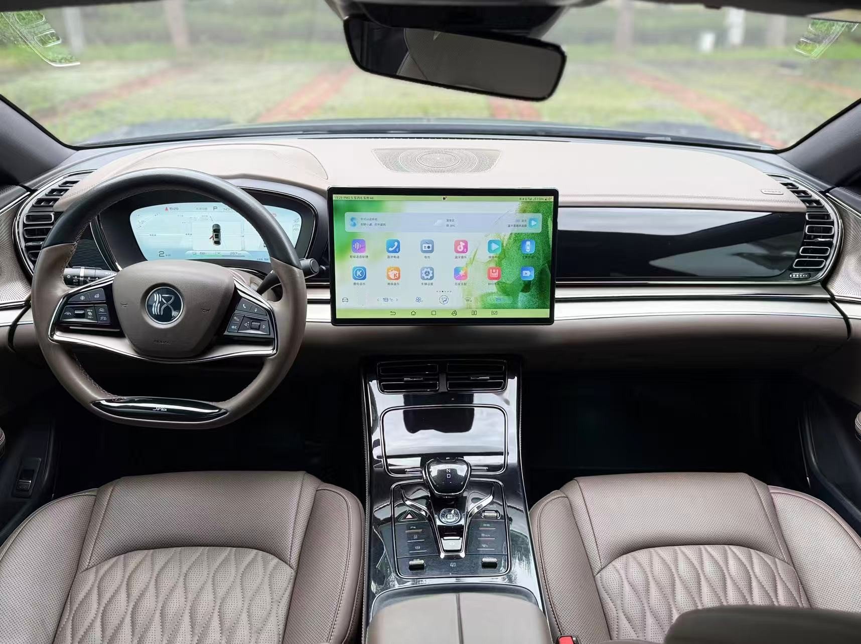 BYD Han 2023 imagem de carro #5