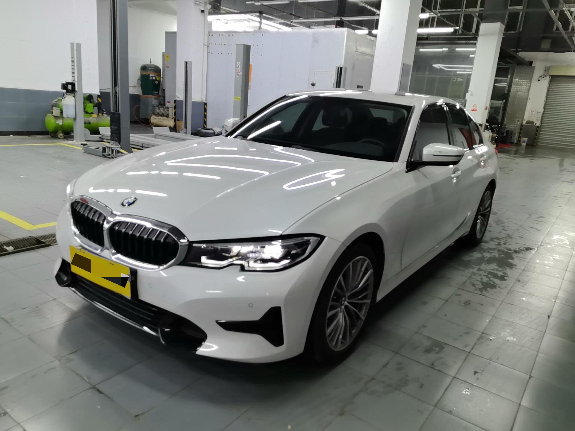 BMW 3 Series 2021 BMW 3 Series 2021 car image