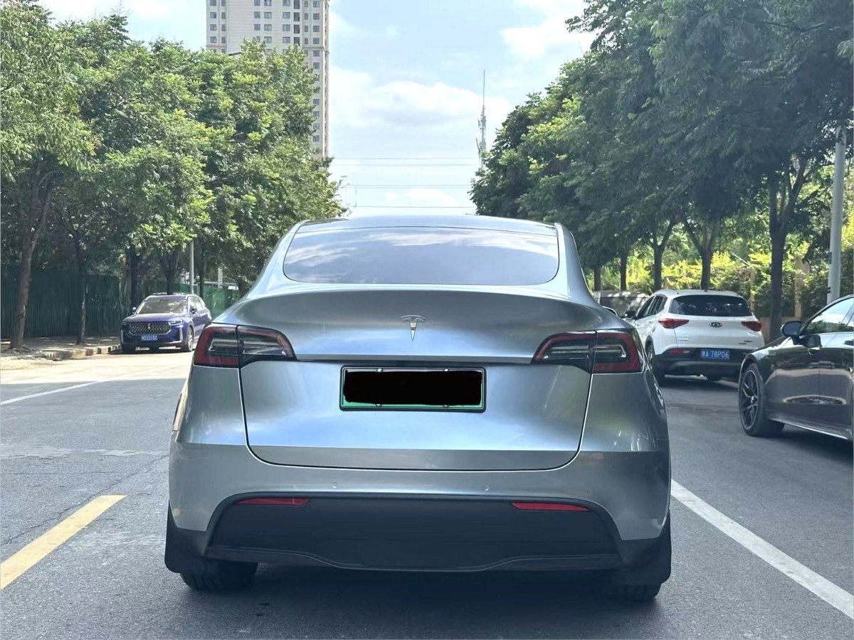 Tesla Model Y 2022 #9 Tesla Model Y 2022 car image #9