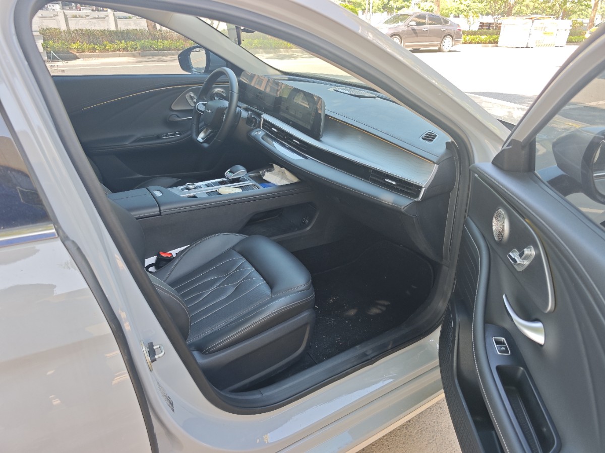 Chery Arrizo 8 2025 car image #8