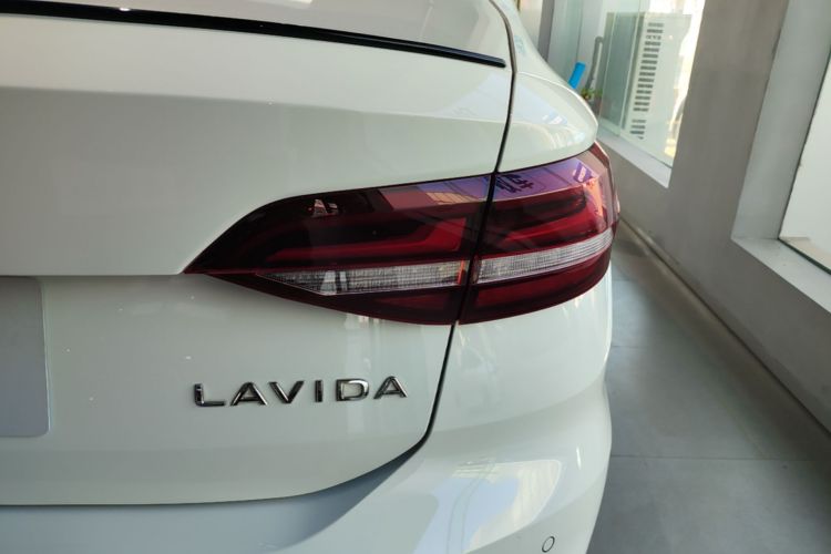 Volkswagen Lavida 2025 imagem de carro #8
