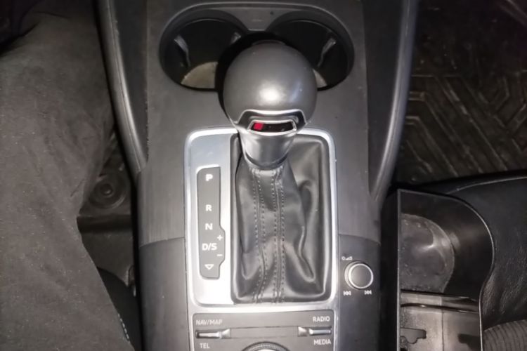 Audi A3 2019 car image #18