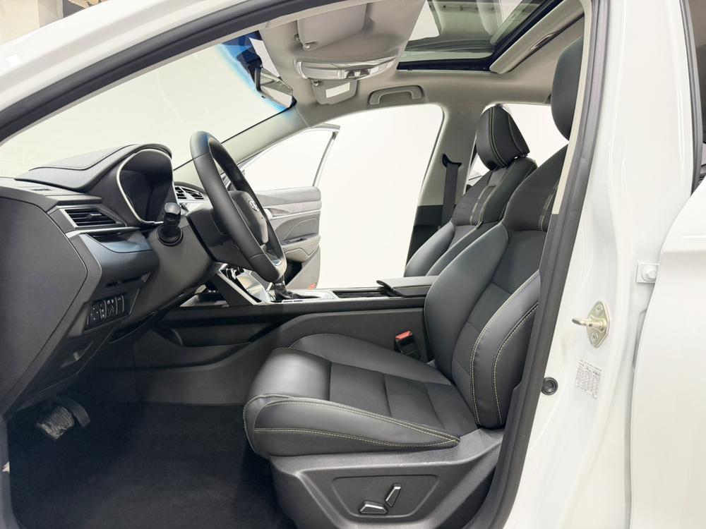 GEELY Binray 2022 #16 GEELY Binray 2022 immagine di auto #16