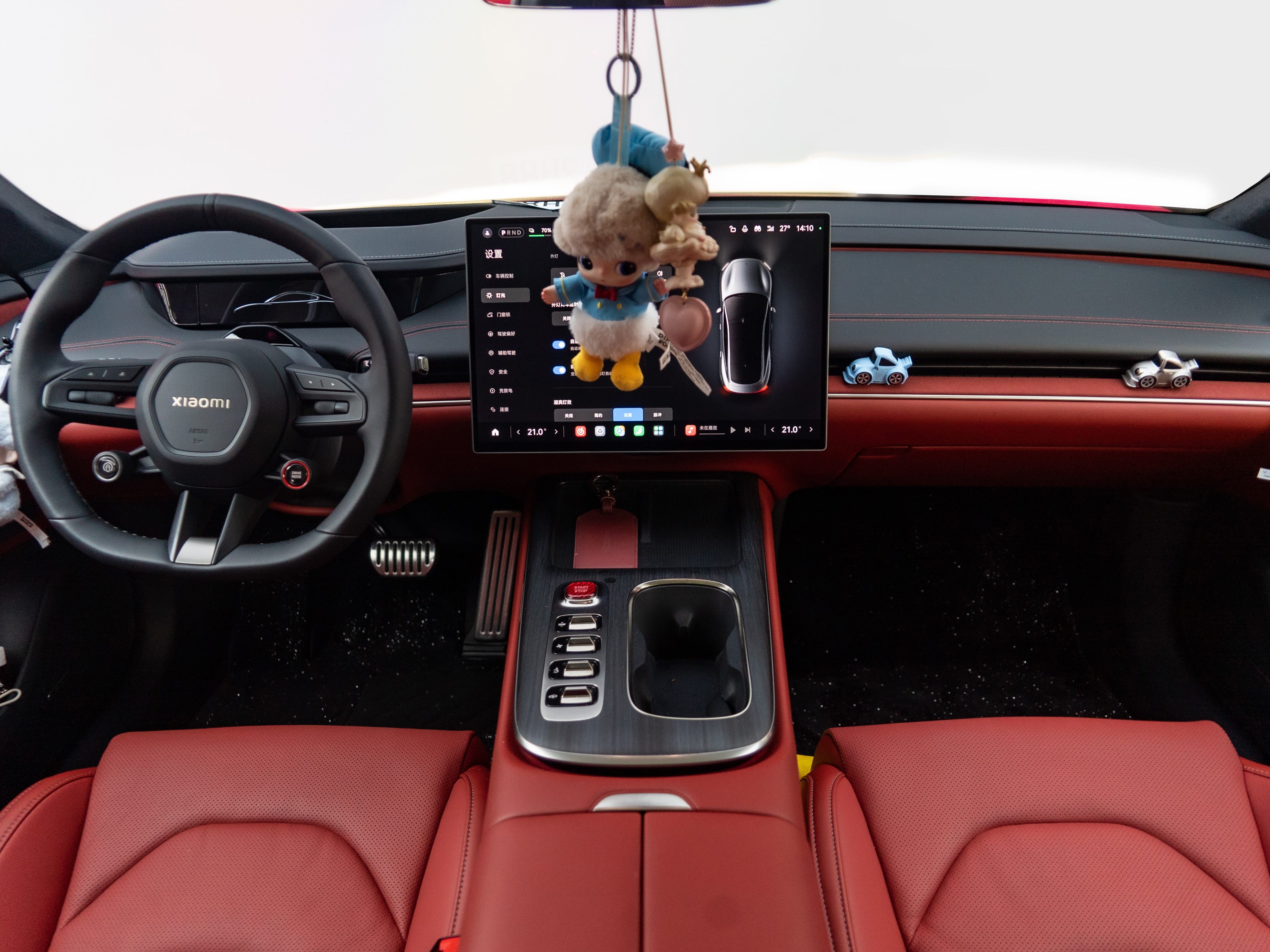 2025 car image #9