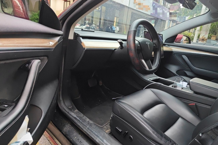 Tesla Model 3 2022 car image #13