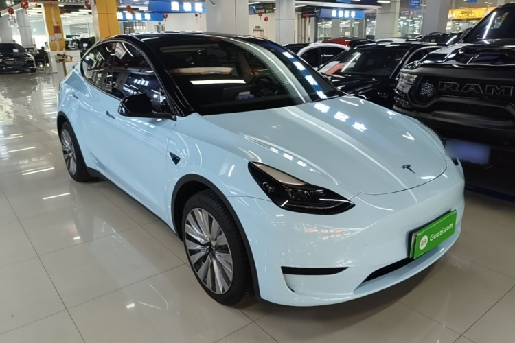 Tesla Model Y 2023 #6 Tesla Model Y 2023 immagine di auto #6