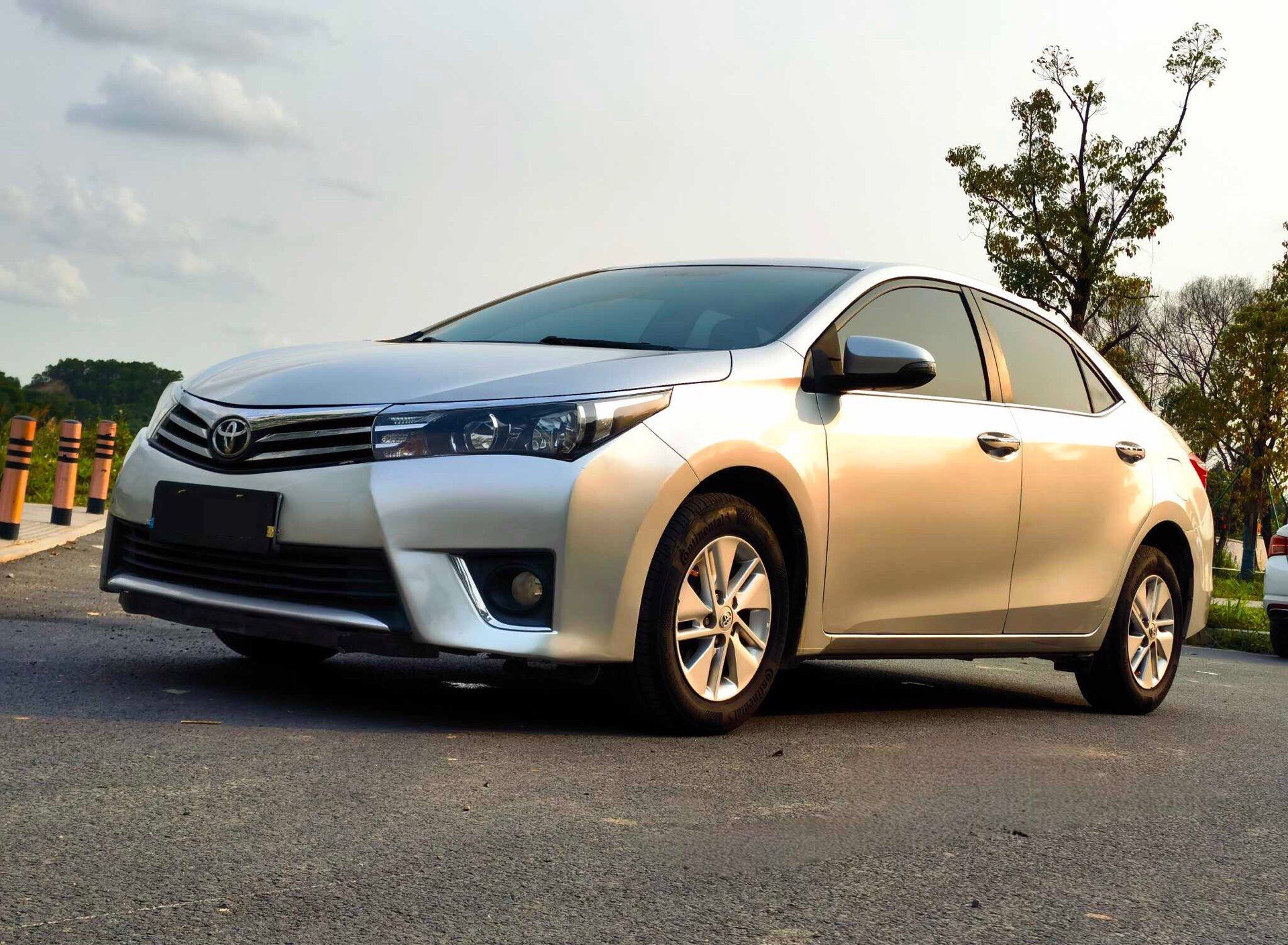 Toyota Corolla 2015 Toyota Corolla 2015 car image