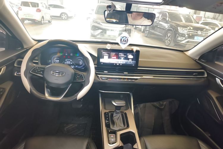 GEELY Emgrand 2022 car image #10