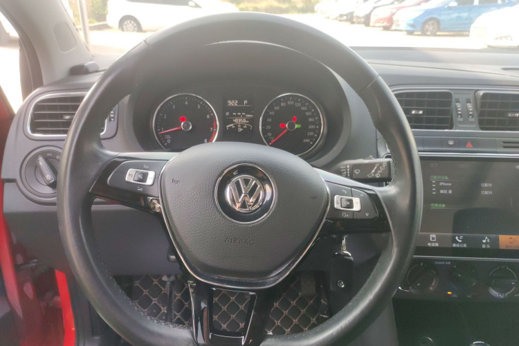 Volkswagen Polo 2017 صورة سيارة #15