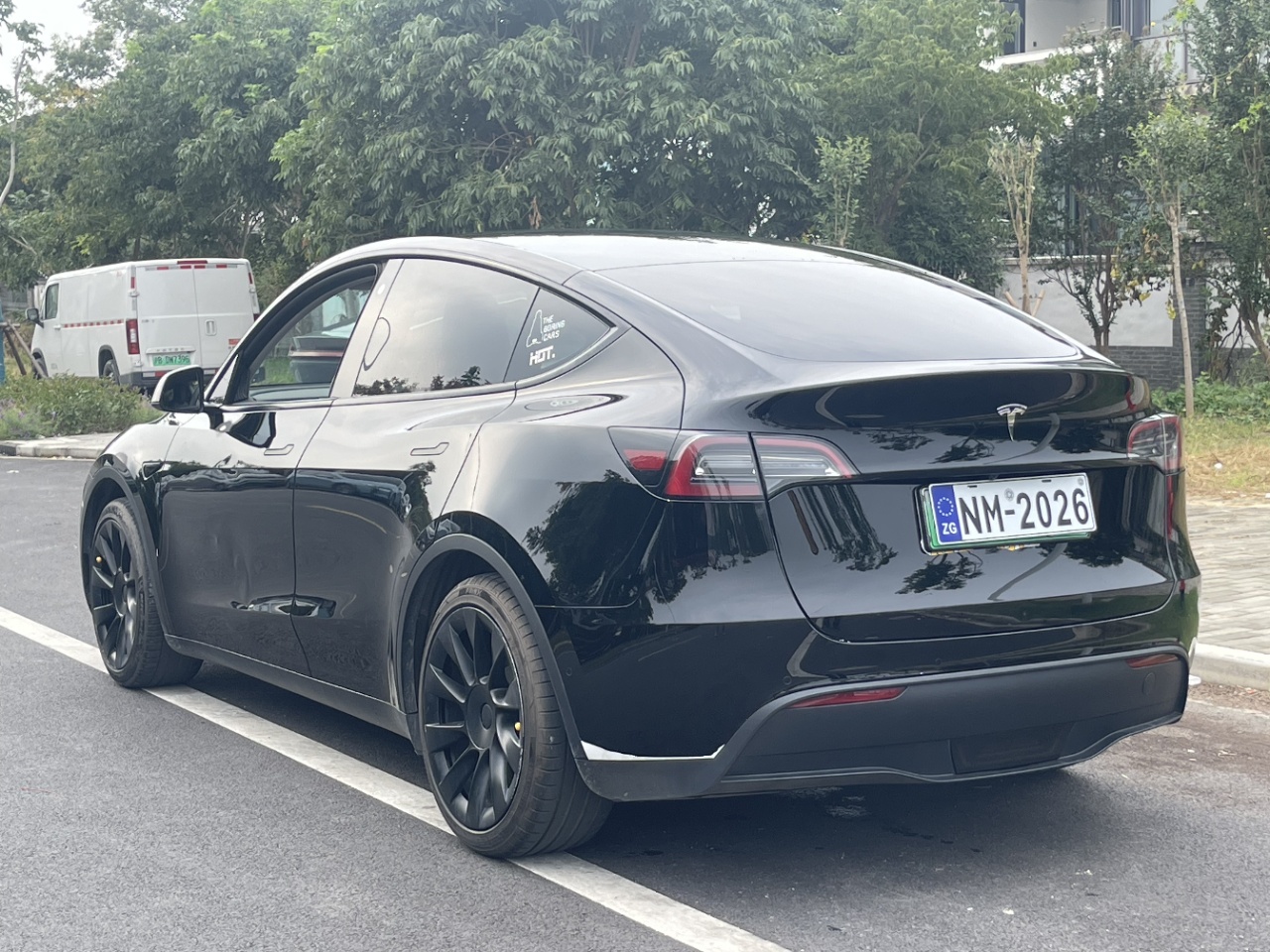 Tesla Model Y 2023 #9 Tesla Model Y 2023 صورة سيارة #9