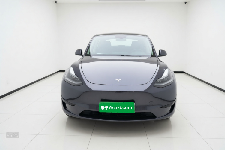 Tesla Model Y 2024 #3 Tesla Model Y 2024 car image #3