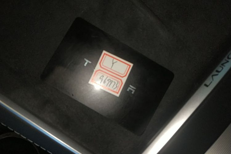 Tesla Model Y 2025 car image #9