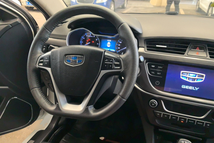 GEELY Emgrand 2017 immagine di auto #11