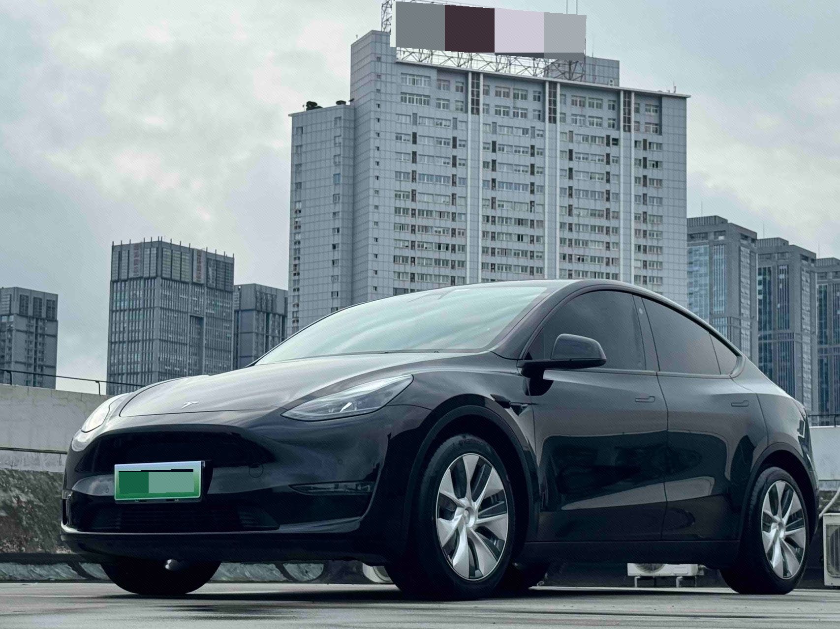 Tesla Model Y 2021 Tesla Model Y 2021 car image