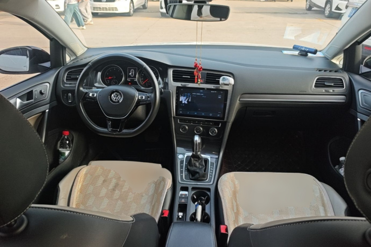 Volkswagen Golf 2017 #10 Volkswagen Golf 2017 car image #10