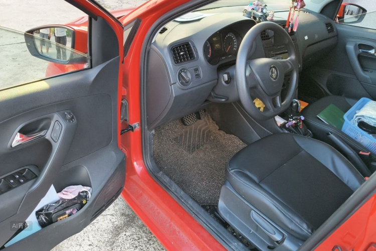 Volkswagen Polo 2017 #18 Volkswagen Polo 2017 car image #18