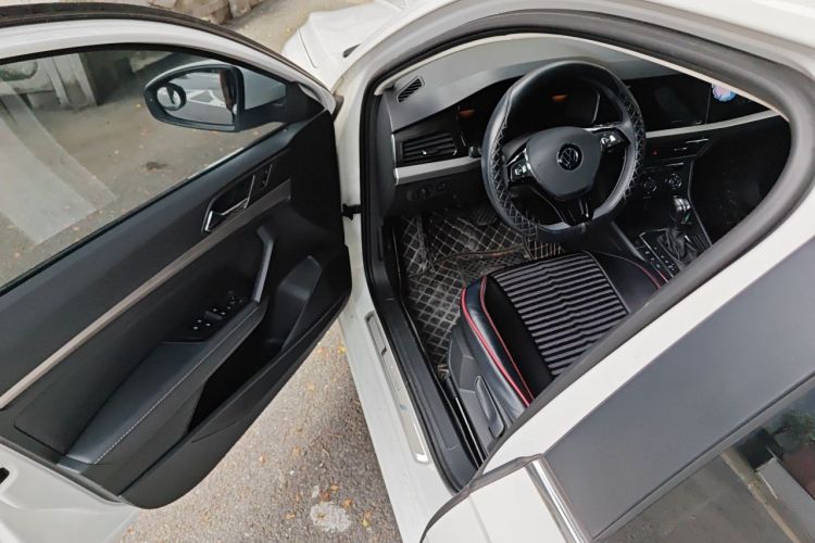 Volkswagen Lavida 2021 car image #9