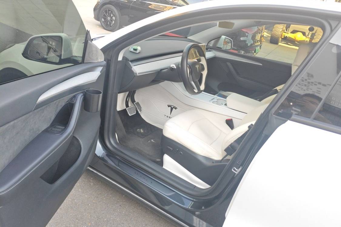 Tesla Model Y 2024 #23 Tesla Model Y 2024 imagen de coche #23