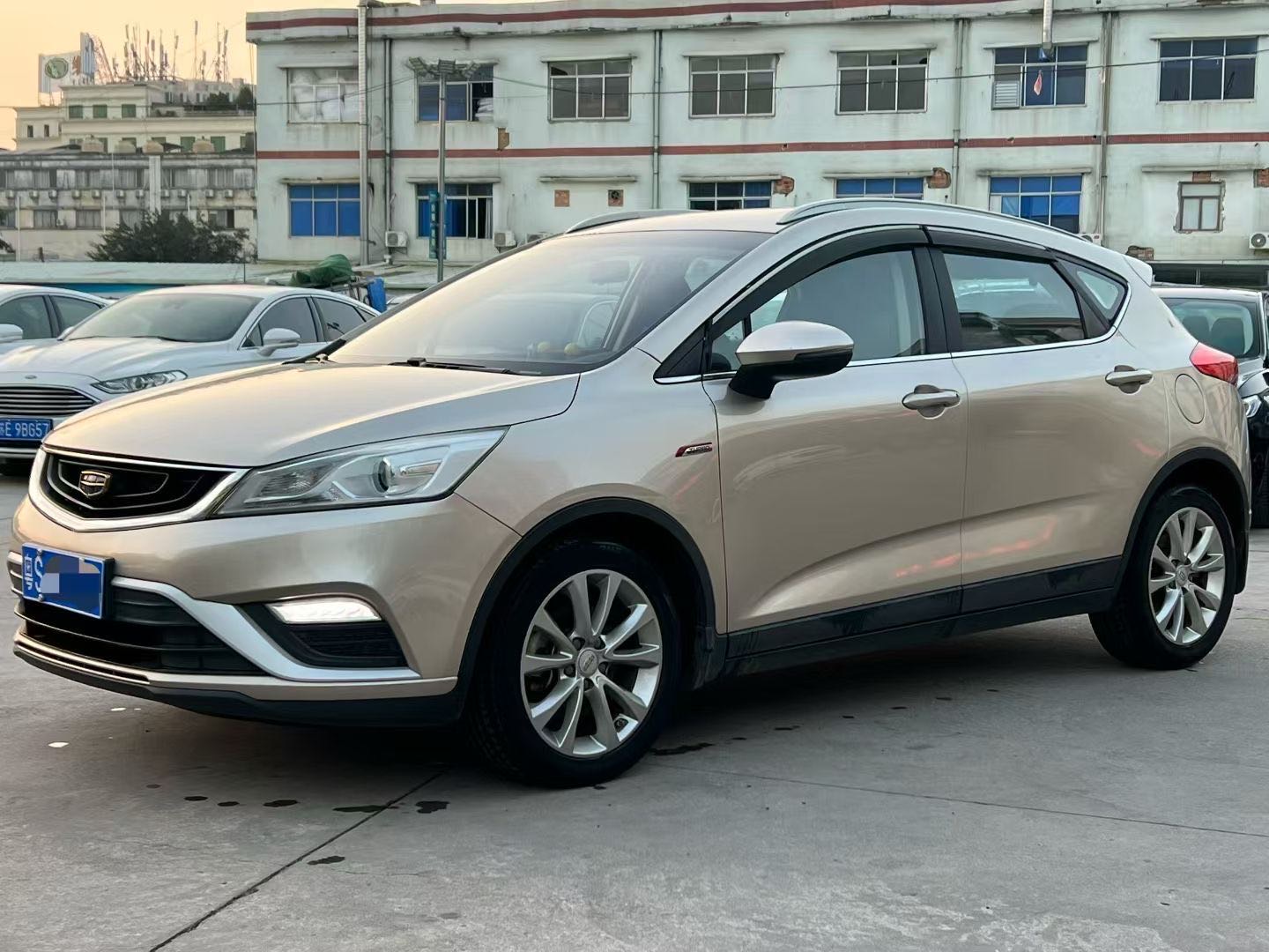 GEELY Emgrand GS 2017 GEELY Emgrand GS 2017 صورة سيارة