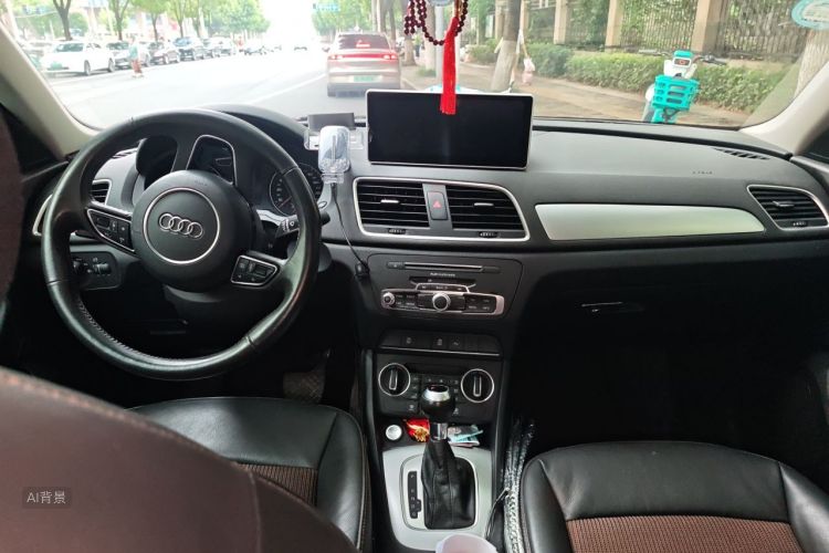 Audi Q3 2018 #11 Audi Q3 2018 car image #11