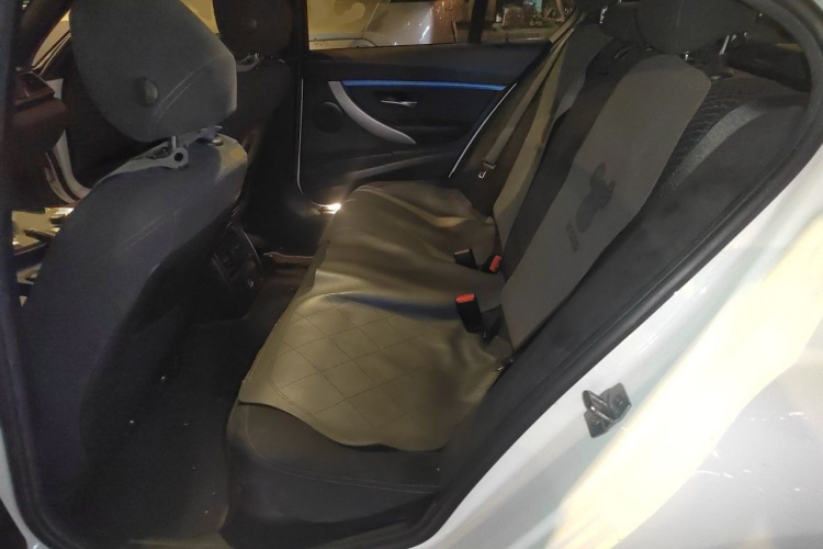 BMW 3 Series 2017 #14 BMW 3 Series 2017 car image #14