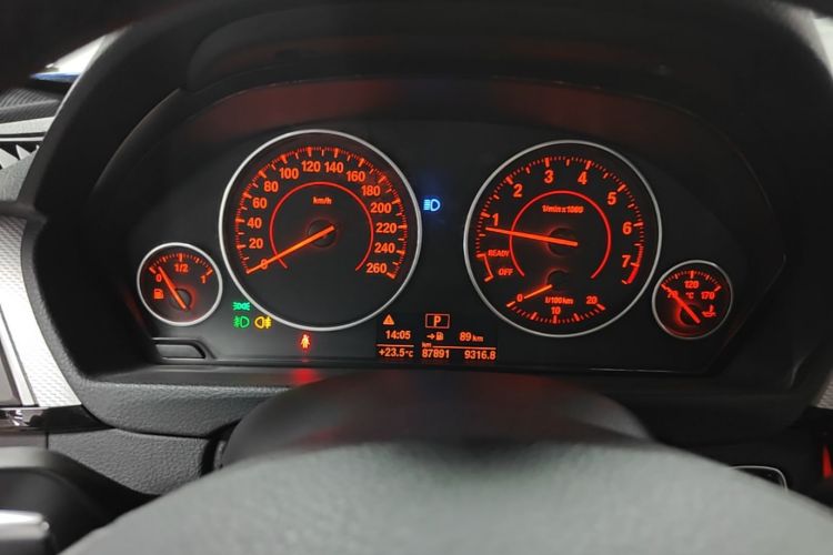BMW 3 Series 2017 #12 BMW 3 Series 2017 car image #12