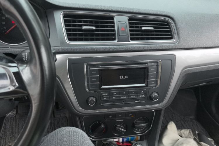 Volkswagen Lavida 2016 car image #13
