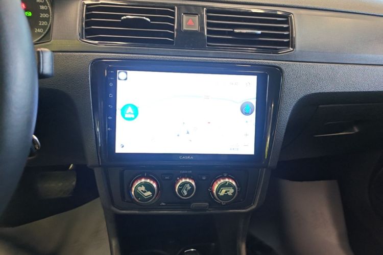 Volkswagen Santana 2020 car image #13
