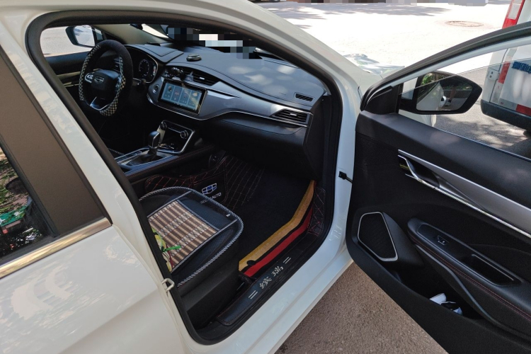 GEELY Binray 2020 image de voiture #23