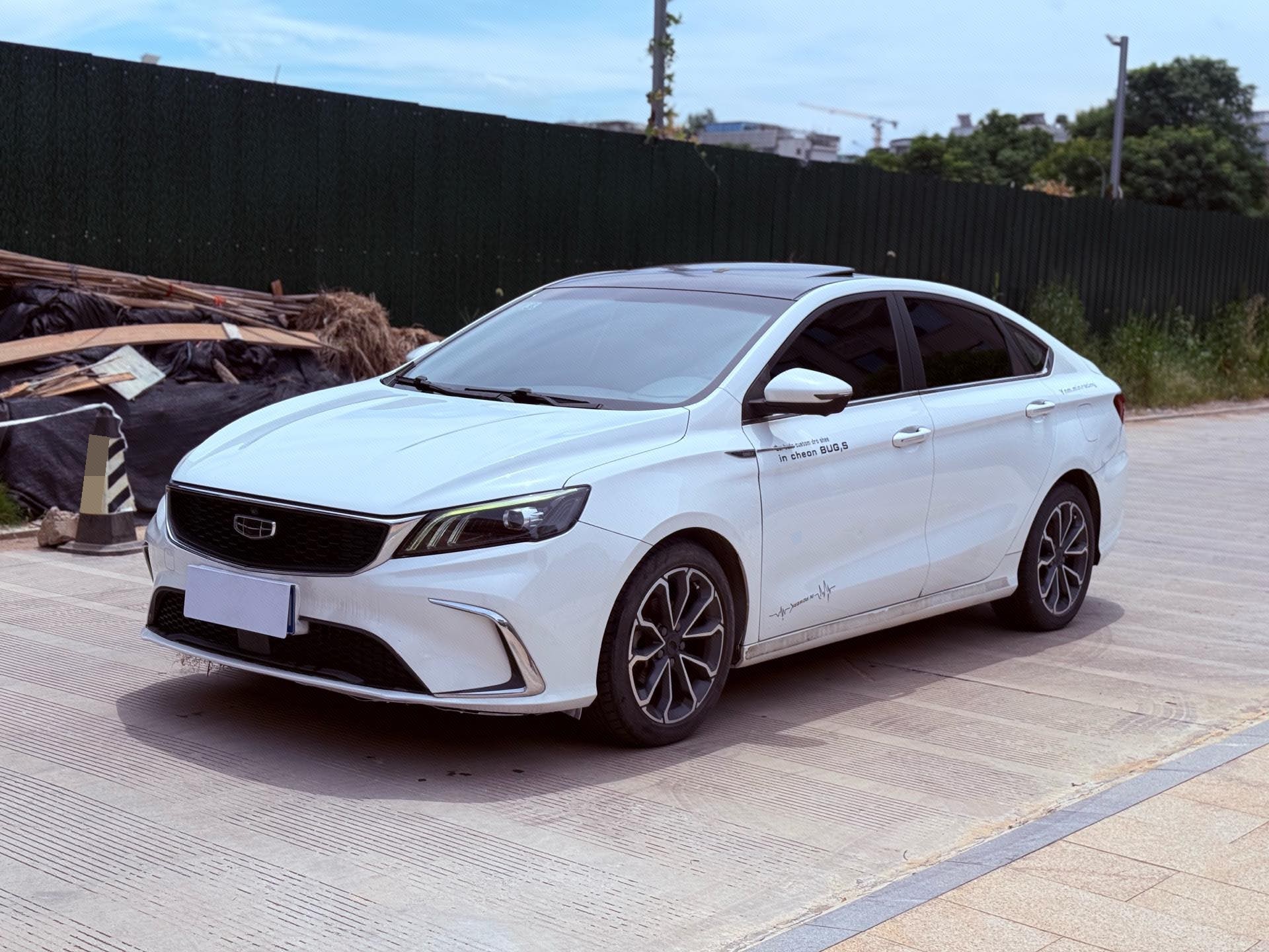 GEELY Binray 2021 GEELY Binray 2021 car image