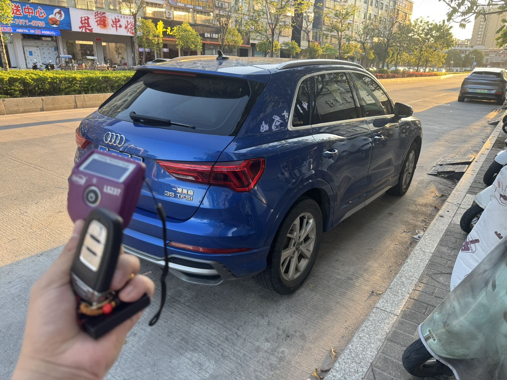 Audi Q3 2019 #7 Audi Q3 2019 car image #7