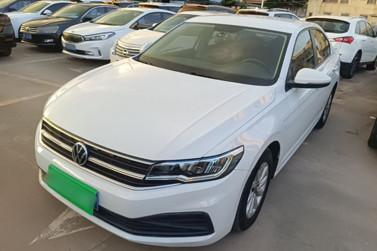 Volkswagen Bora 2021 car image #2