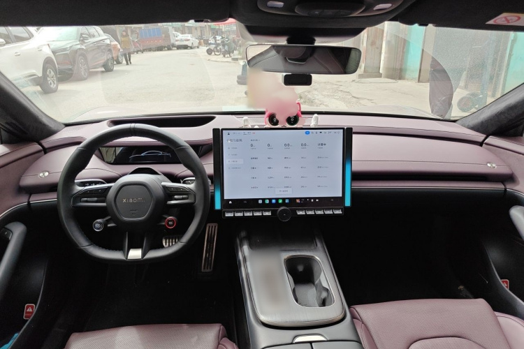 MI SU7 2024 immagine di auto #12