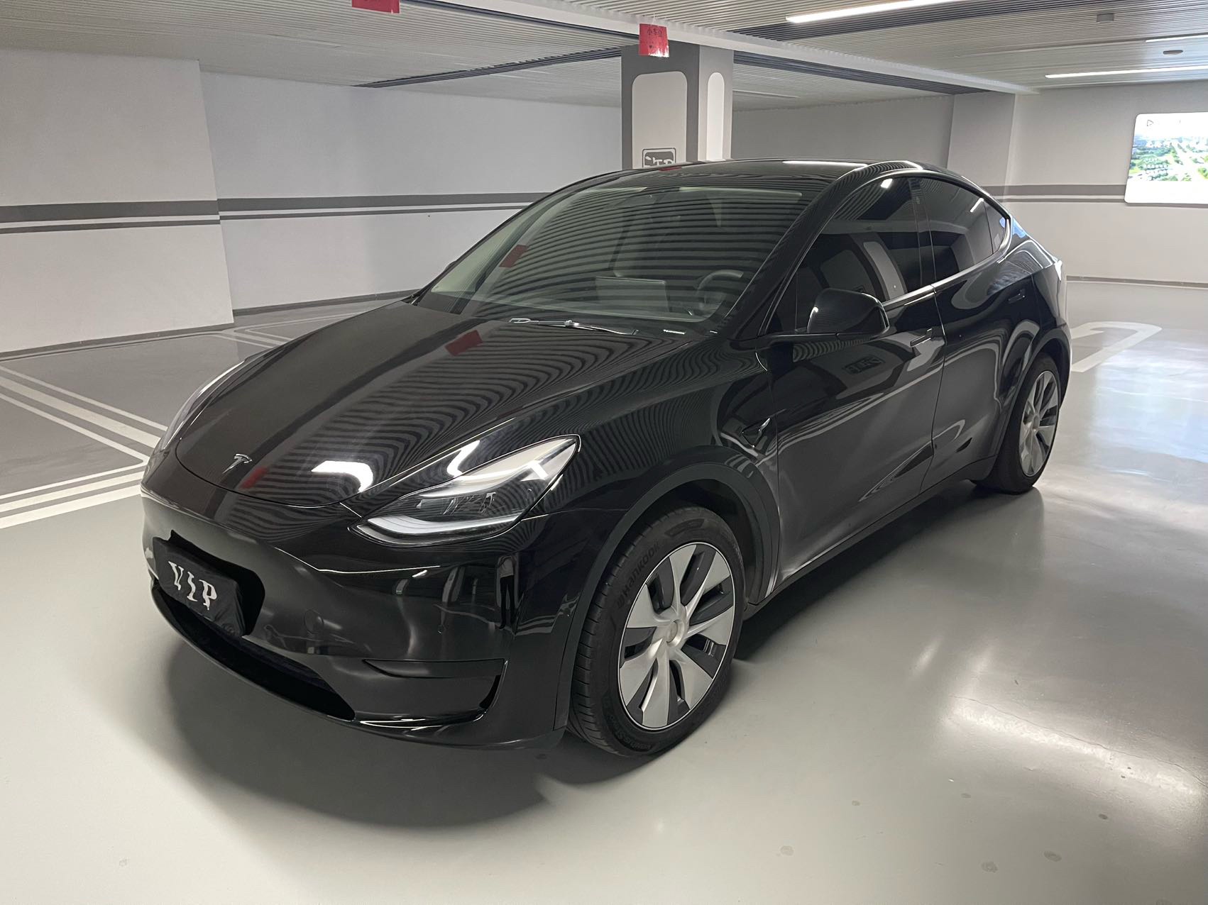 Tesla Model Y 2023 Tesla Model Y 2023 car image