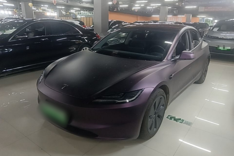Tesla Model 3 2025 #2 Tesla Model 3 2025 car image #2