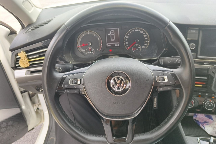 Volkswagen Bora 2020 car image #15