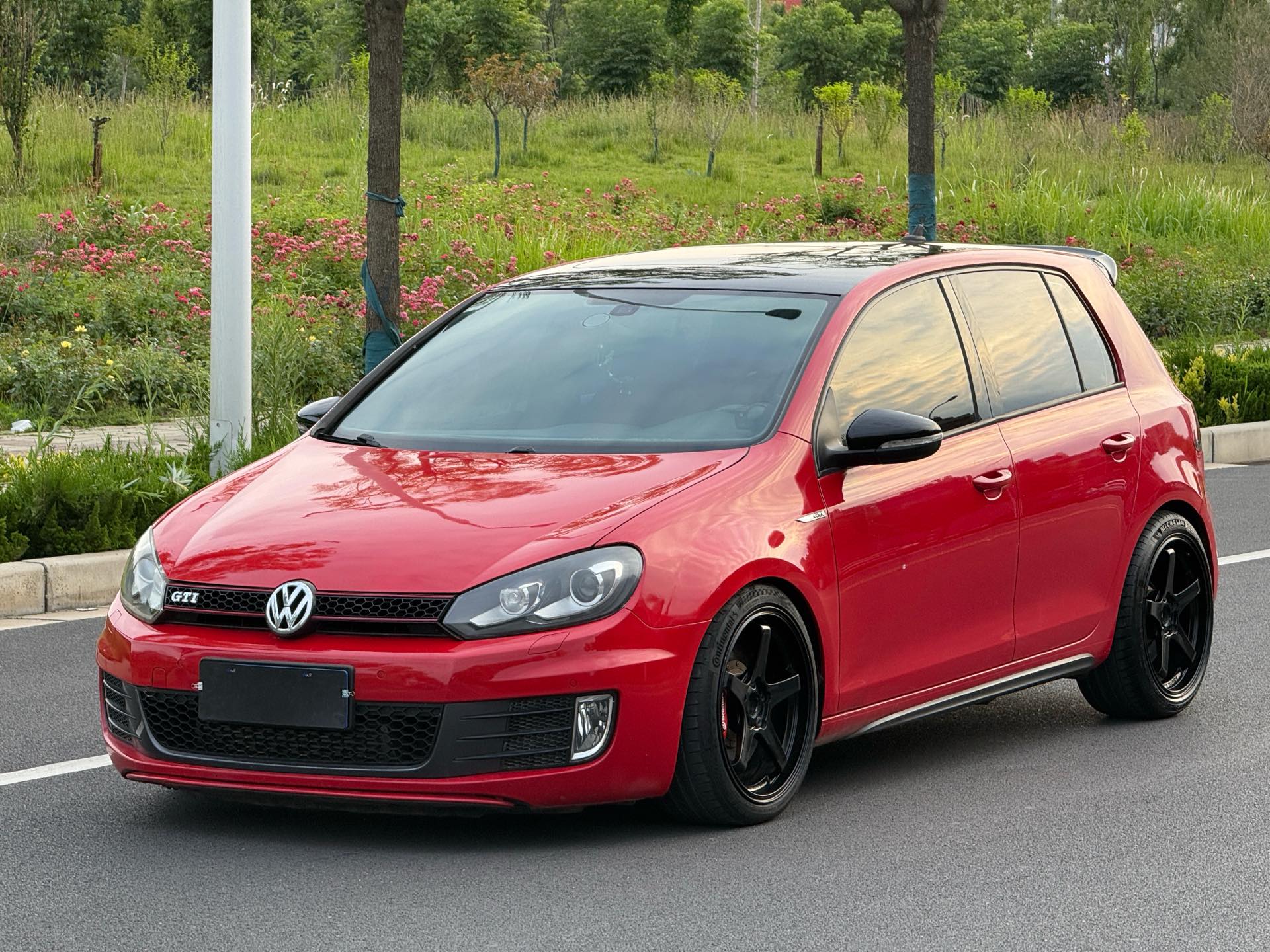 Volkswagen GolfGTI 2010 汽车图片 
