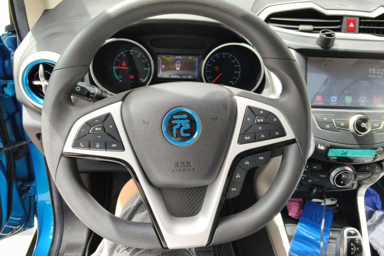 BYD Yuan New Energy 2019 car image #12
