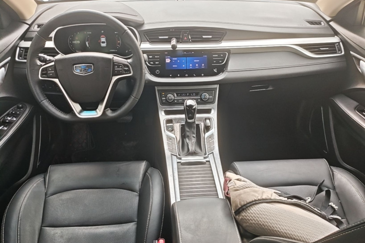 GEELY Emgrand 2018 immagine di auto #10