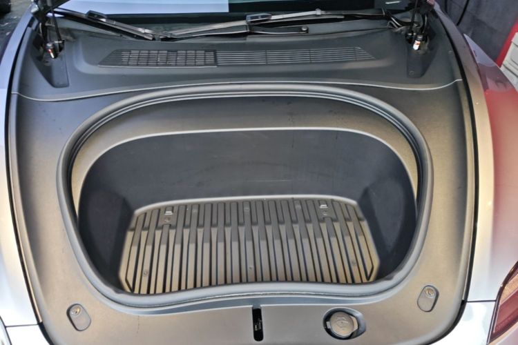 Tesla Model 3 2024 #20 Tesla Model 3 2024 car image #20