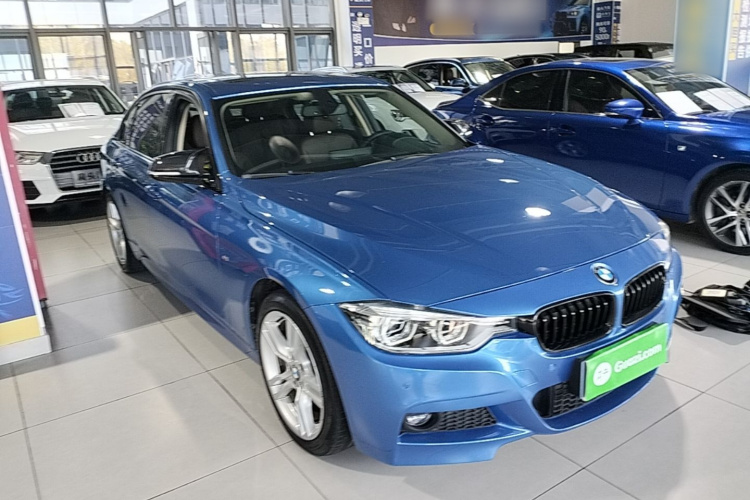 BMW 3 Series 2019 car image #4