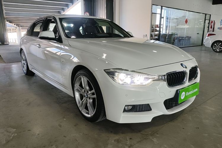BMW 3 Series 2018 imagem de carro #4