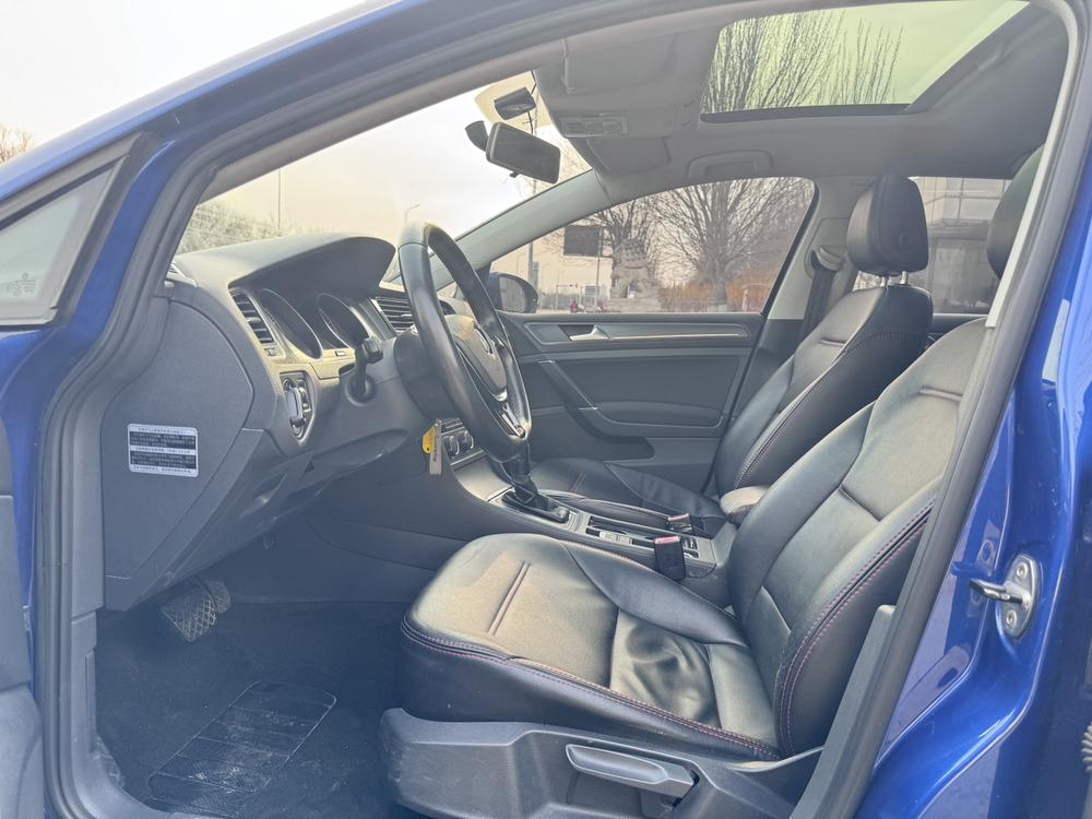Volkswagen Golf 2014 car image #8