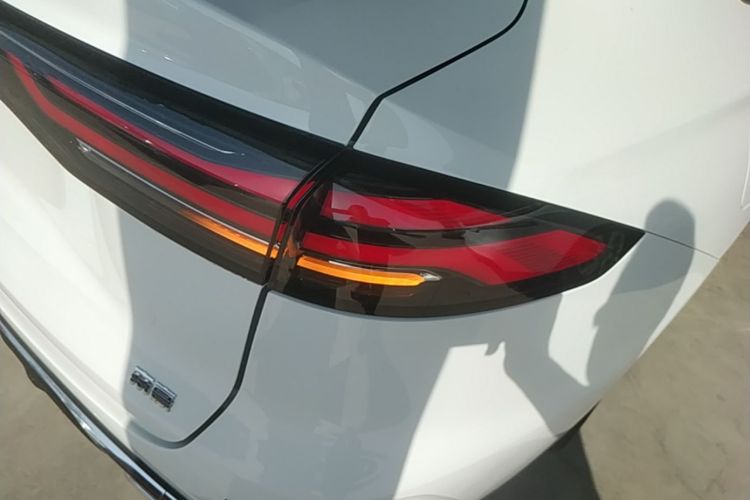 GEELY Emgrand 2026 #8 GEELY Emgrand 2026 car image #8