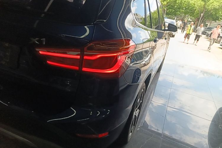 BMW X1 2017 car image #8