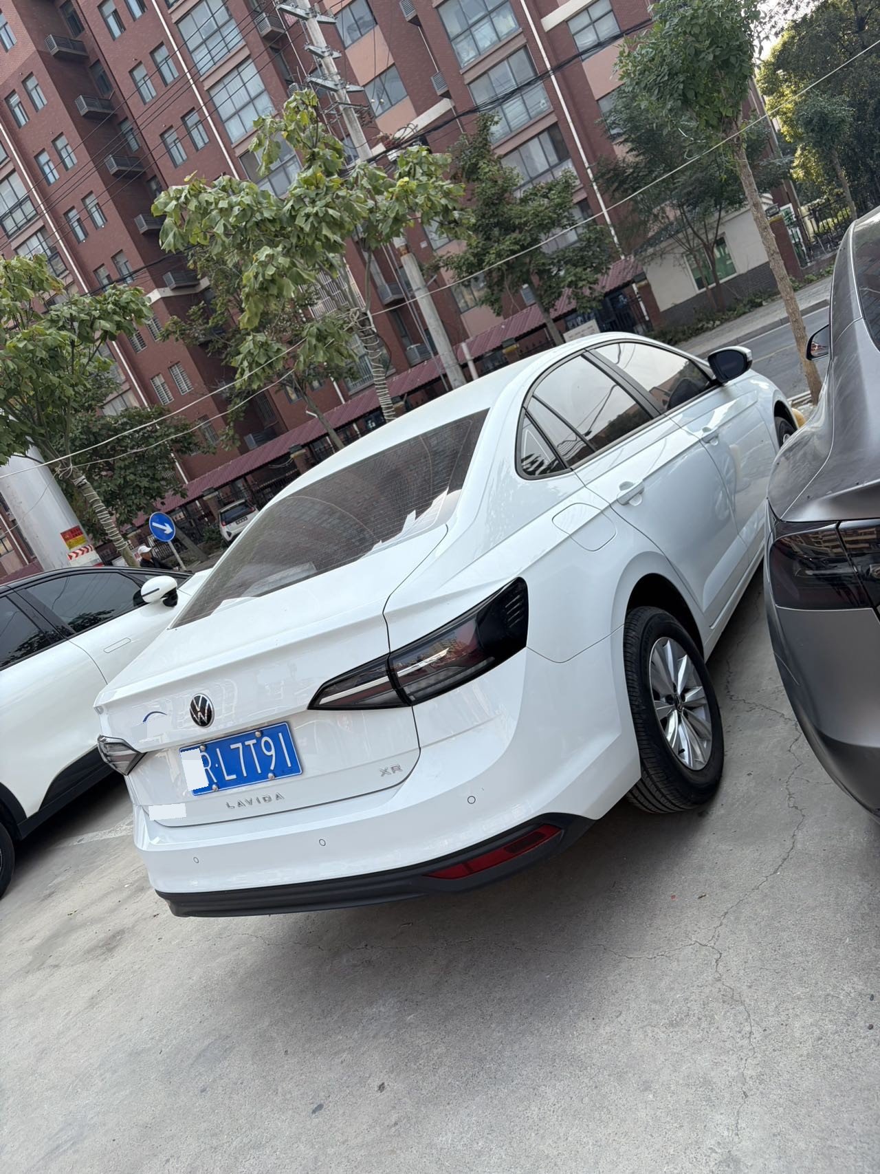 Volkswagen Lavida 2025 #4 Volkswagen Lavida 2025 car image #4