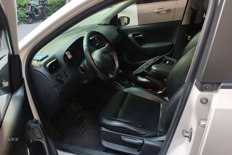 Volkswagen Polo 2016 #17 Volkswagen Polo 2016 car image #17