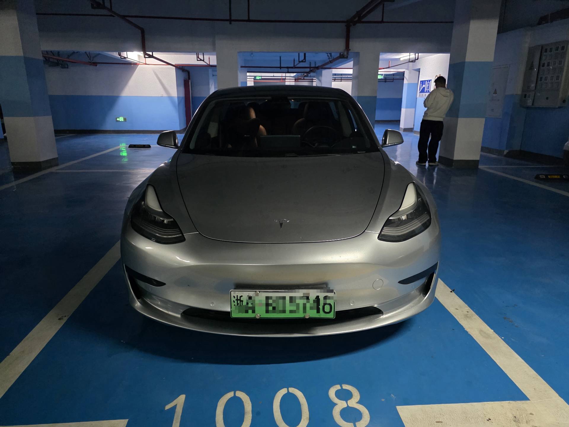 Tesla Model 3 2020 #2 Tesla Model 3 2020 صورة سيارة #2