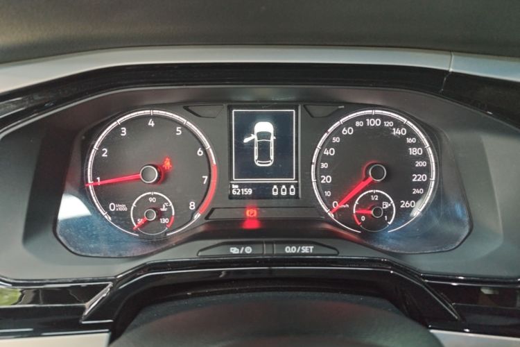 Volkswagen Polo 2020 car image #12